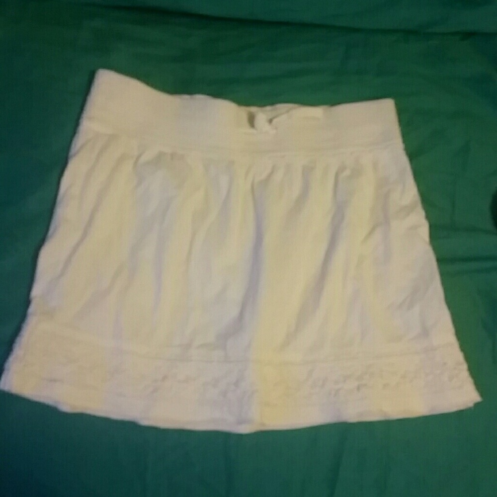 H&M girls white skirt